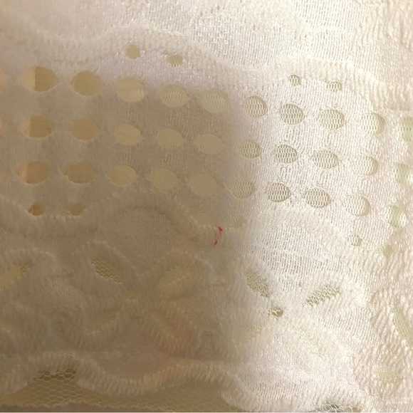 Max Studio Women Semi Sheer Ivory Long Sleeve Eyelet Blouse Size M - Picture 7 of 16